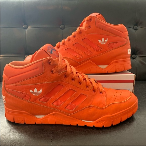 adidas phantom 2